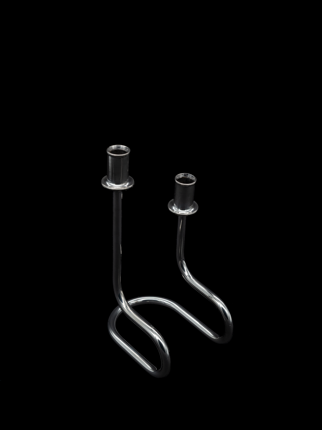 Continuous Loop Candle Holder