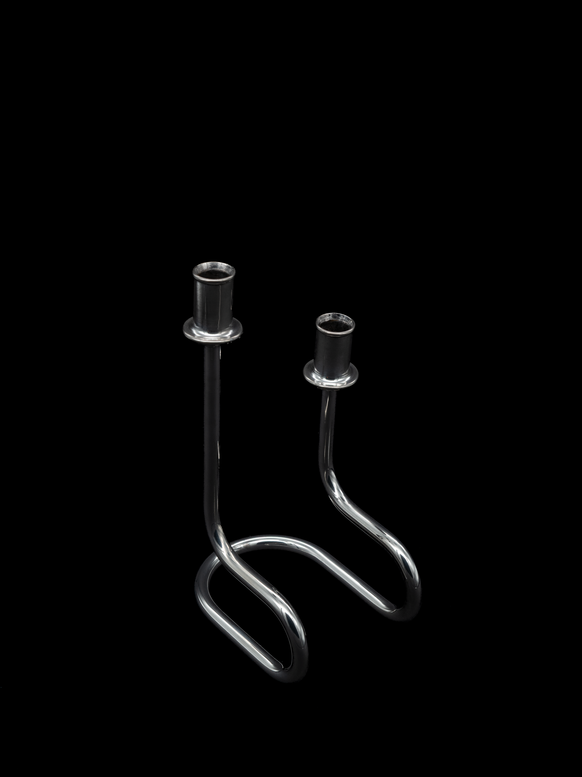 Continuous Loop Candle Holder