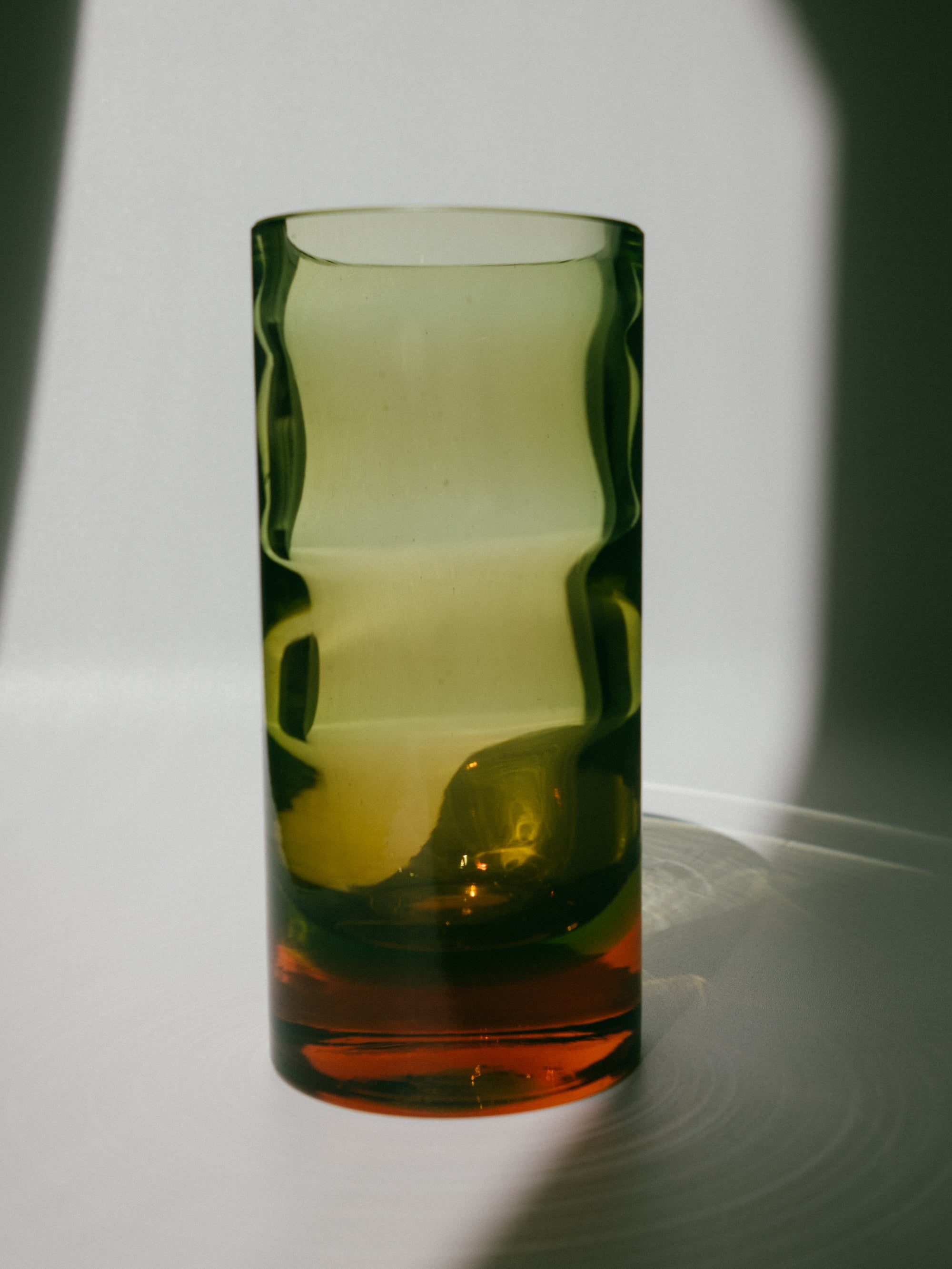 Vase en verre onde optique — Erich Jachmann