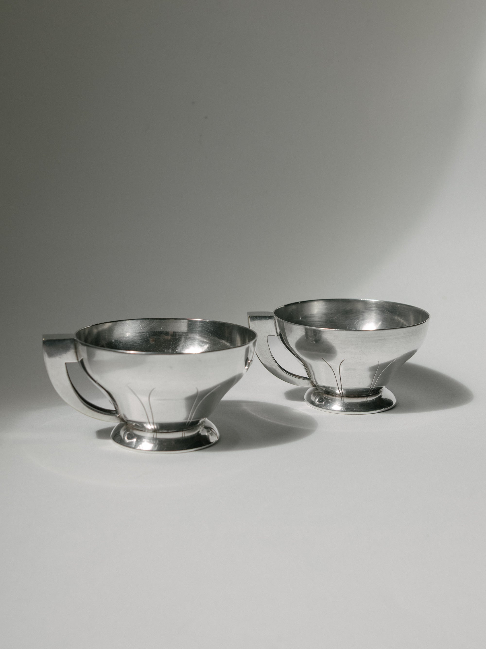 Coupes Art déco en métal argenté