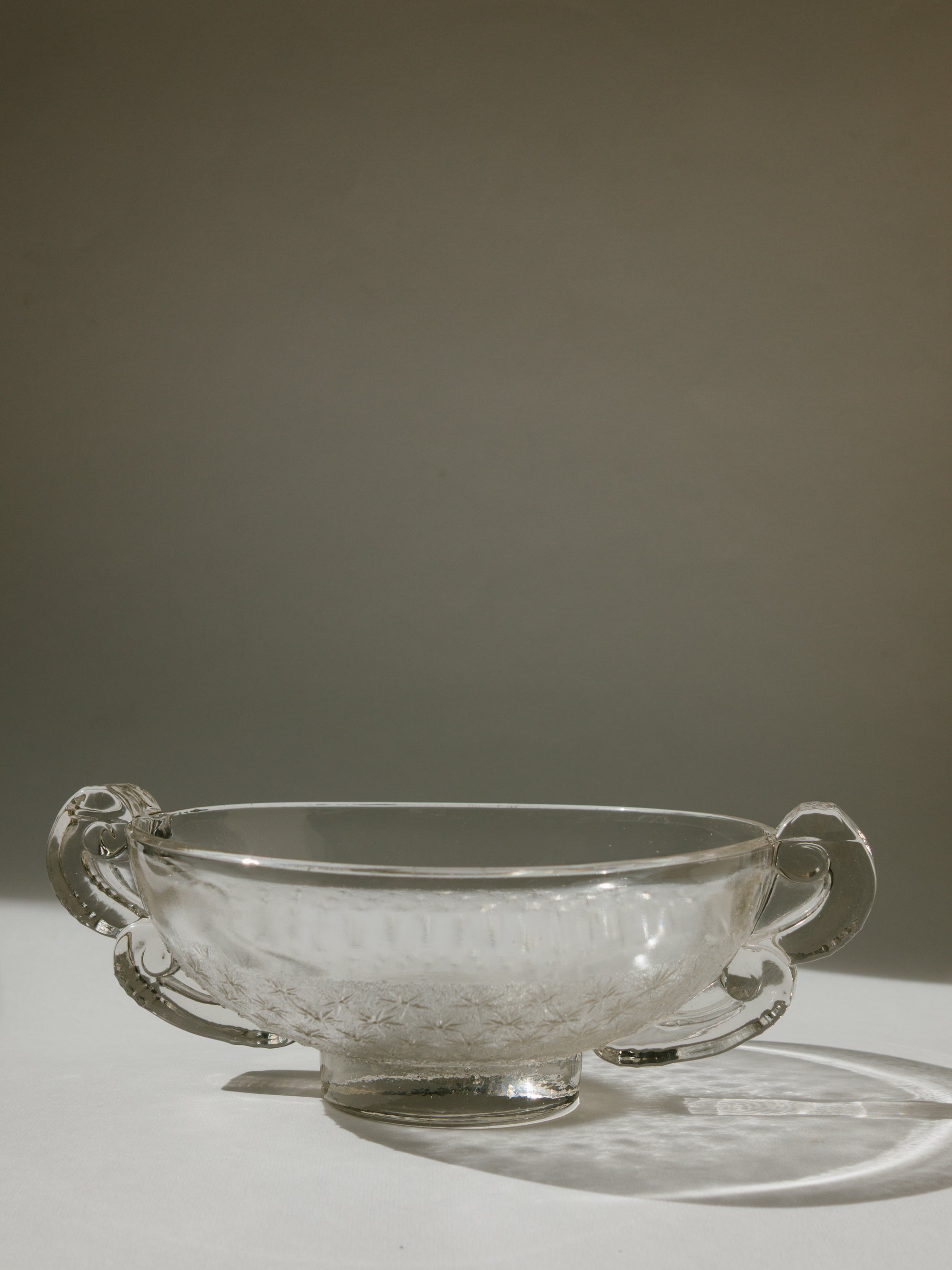 Art Deco Pierre d'Avesn for Daum Nancy Frosted Glass Starburst Bowl