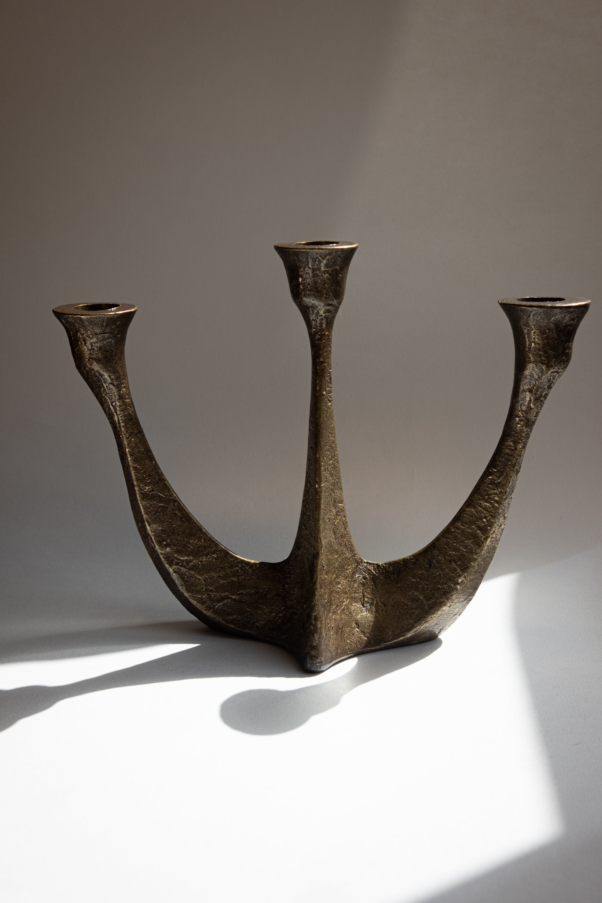 Candélabre brutaliste en bronze par Horst Dalbeck