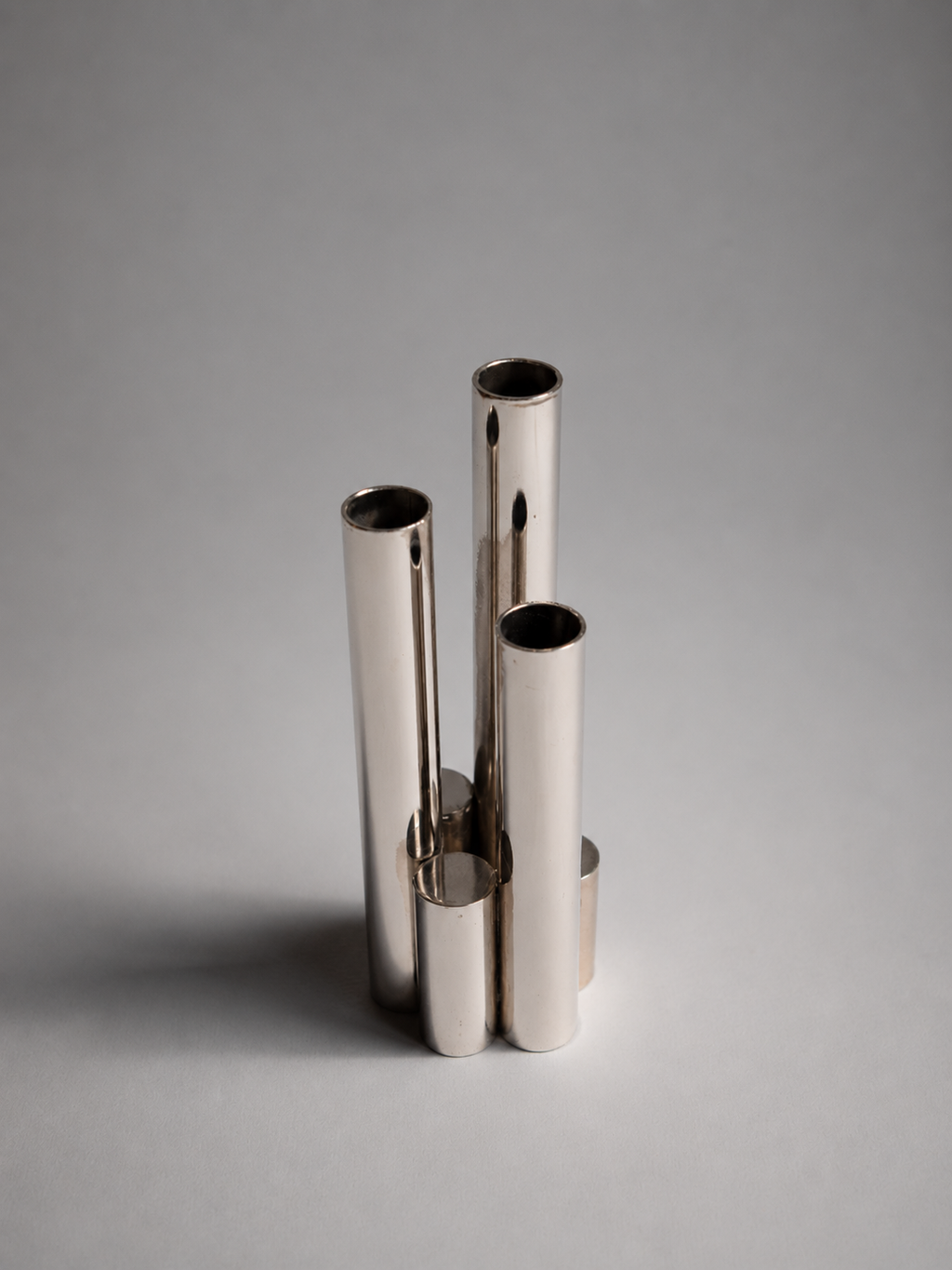 Mid-Century Modernist "Canne d'Organo" Soliflore Vase
