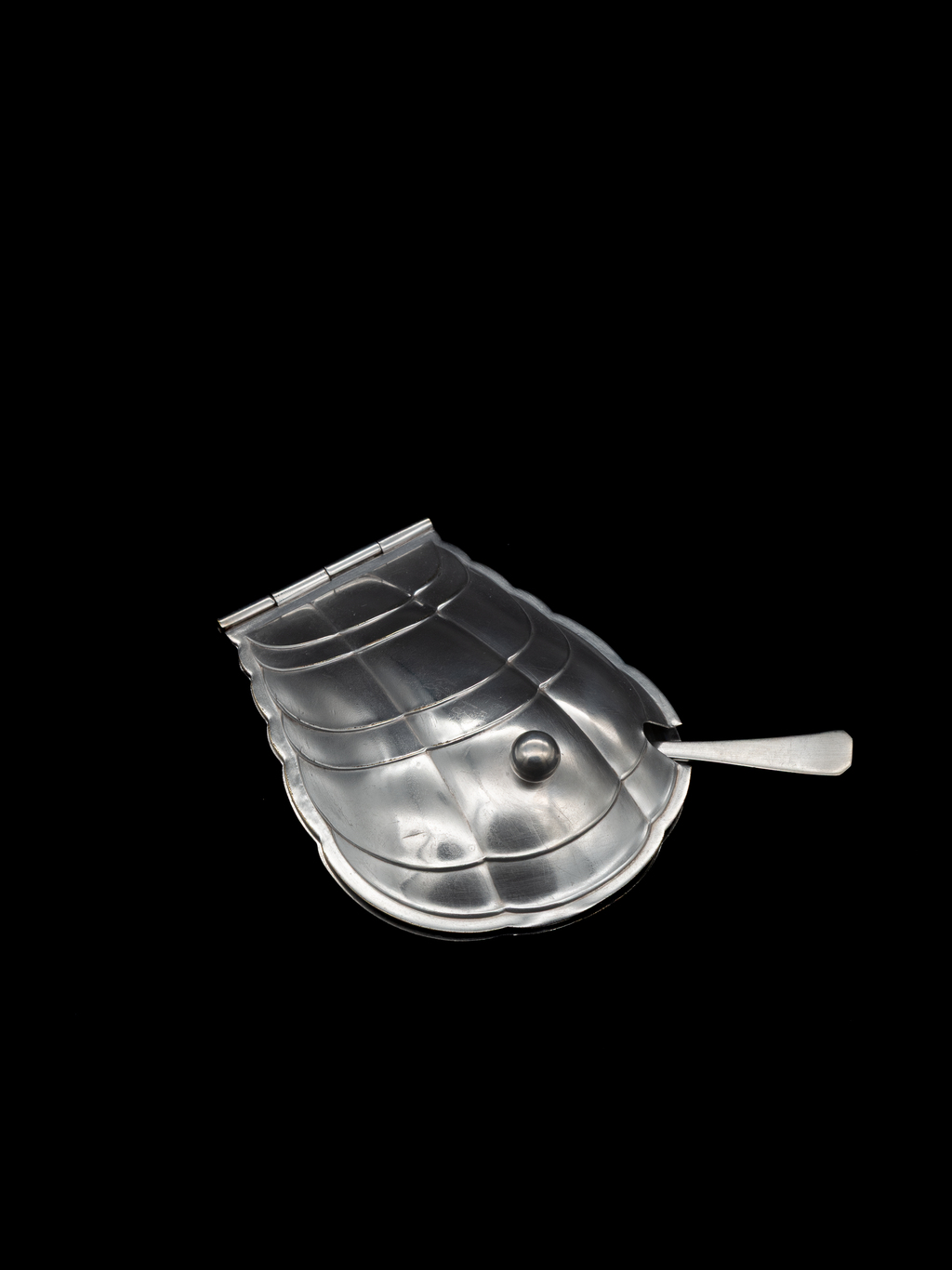 Scallop Shell Butter Dish & Knife Set