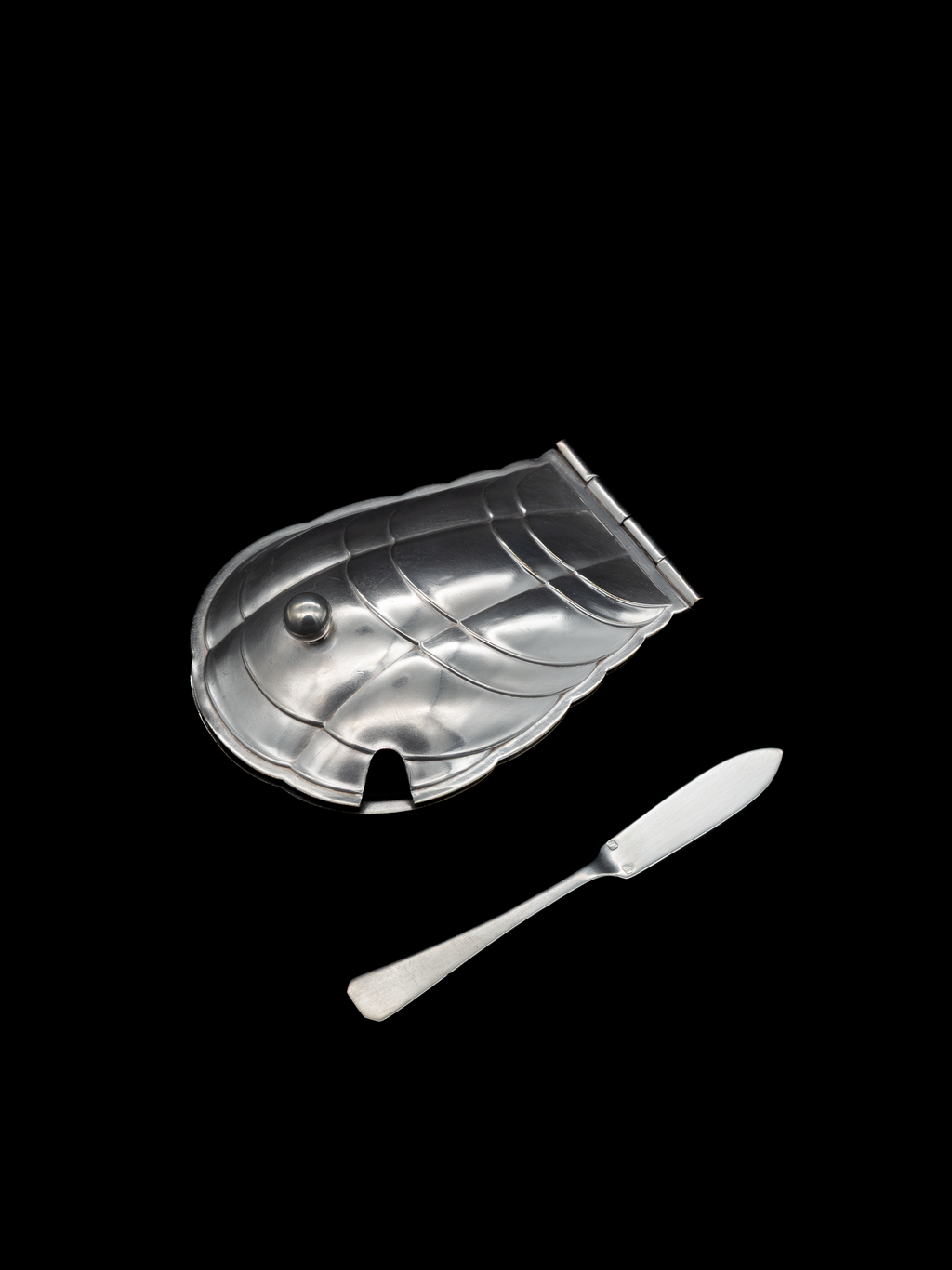 Scallop Shell Butter Dish & Knife Set