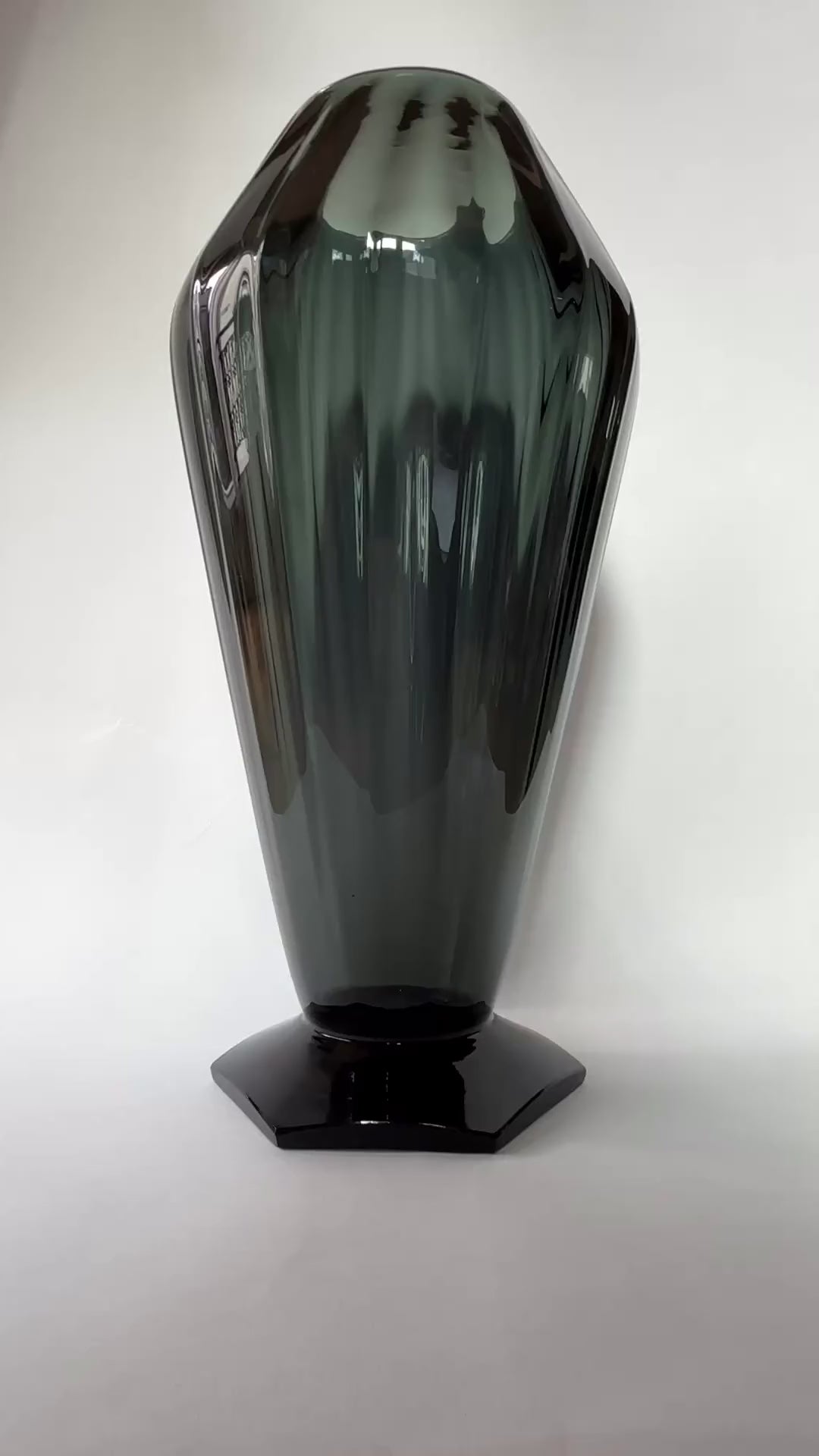 Torsade Vase by André Delatte
