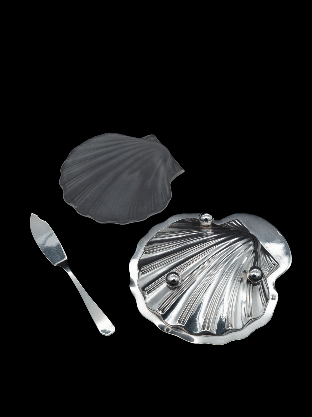 N. Collet Shell Butter Dish & Knife Set