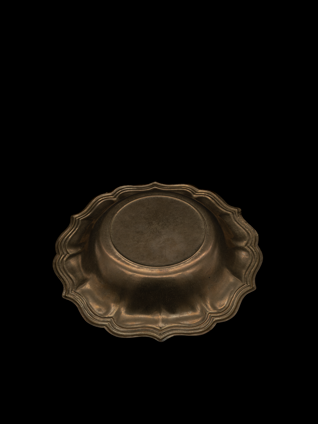 Scalloped Brass Centre Bowl