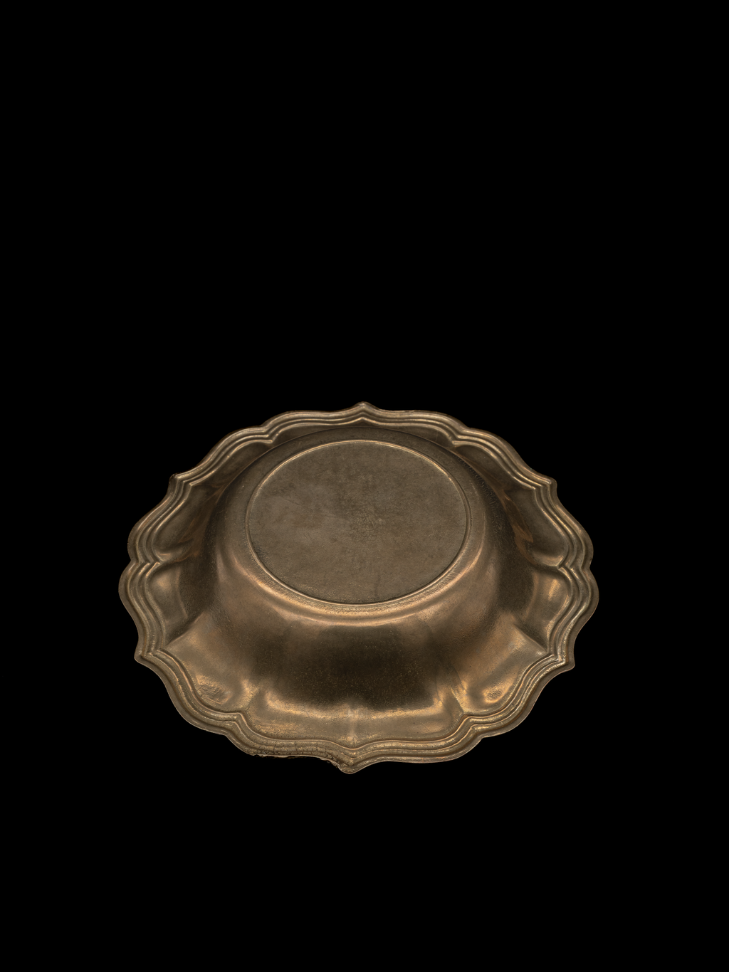 Scalloped Brass Centre Bowl