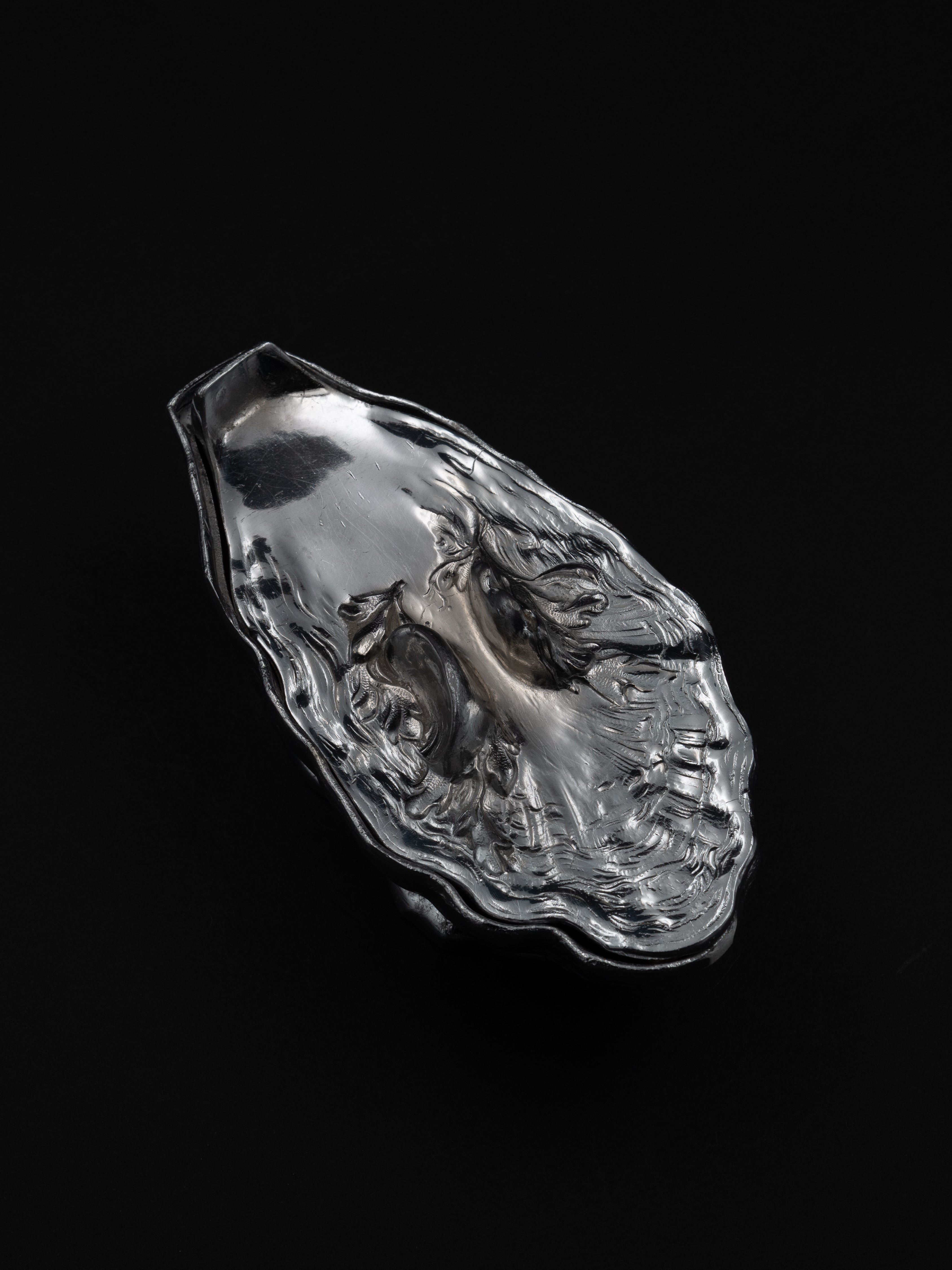 M. Gouaille Art Nouveau Oyster Dish