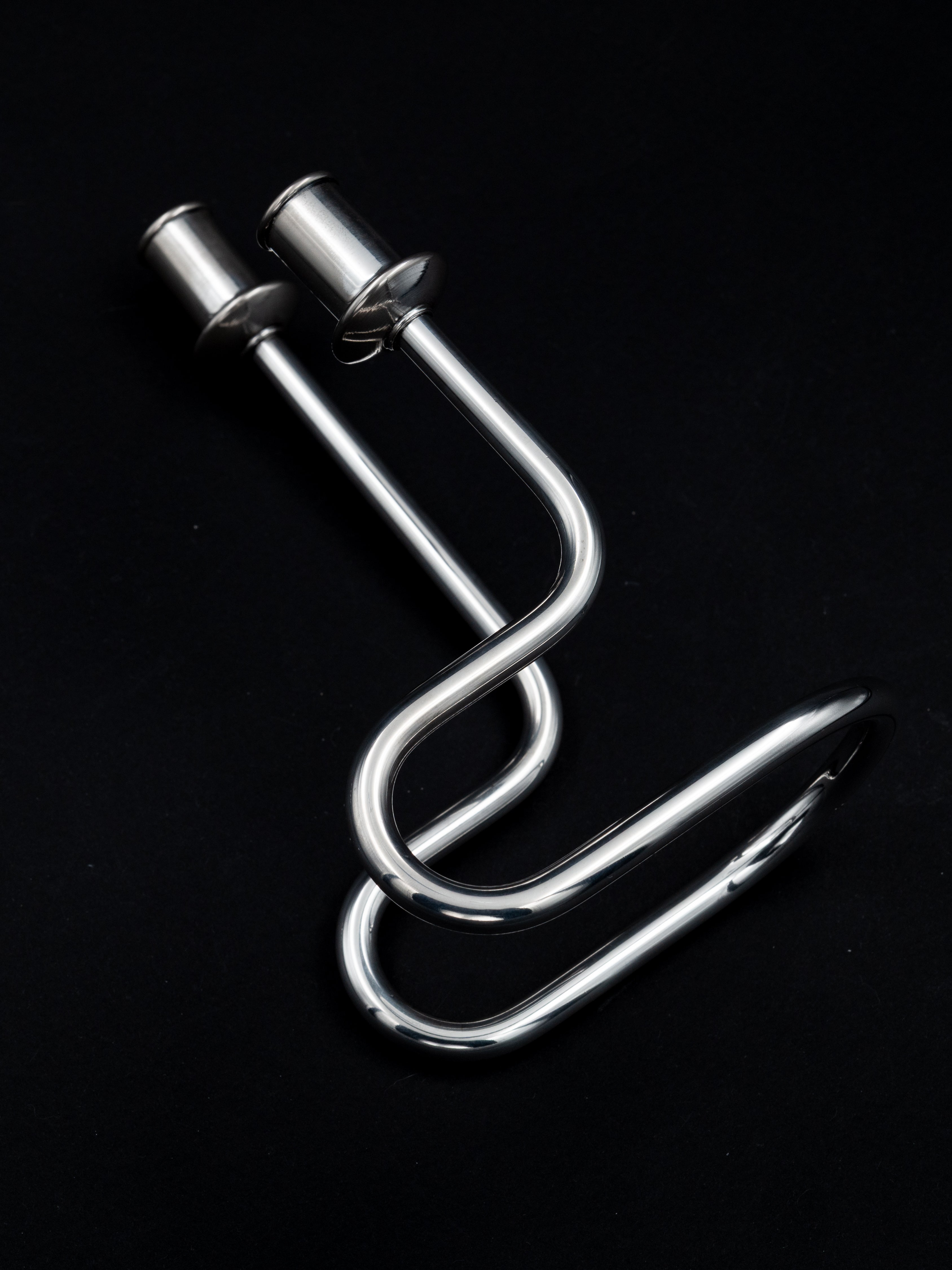 Continuous Loop Candle Holder